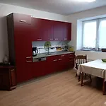 O3 - Gehobene 6-zimmer 180qm Fuer 1-7 Personen 1x Dz 1x Zz 3x Ez Grafenwohr